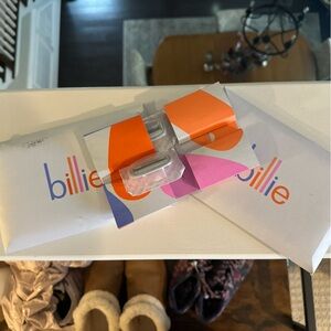 NWT Lot of 3 packs Billie Replacement Razor Heads
Total of 12